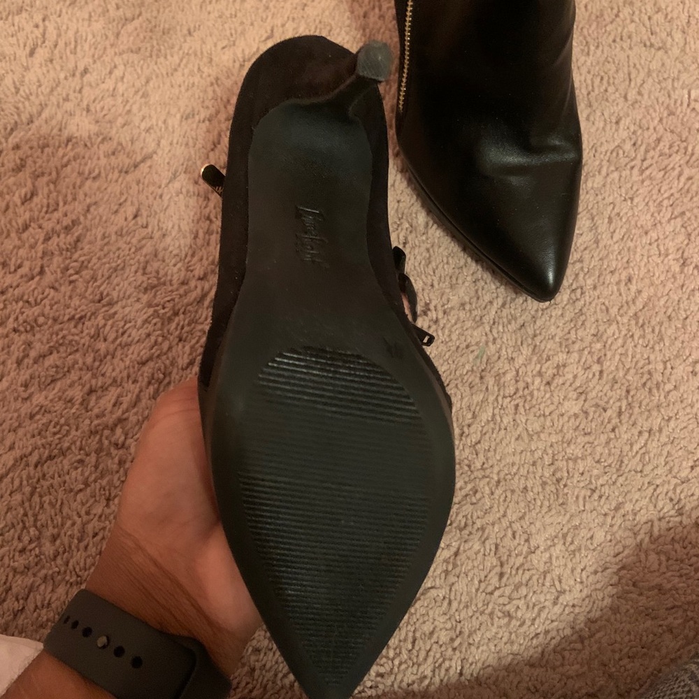 Heels - Picture 5 of 6